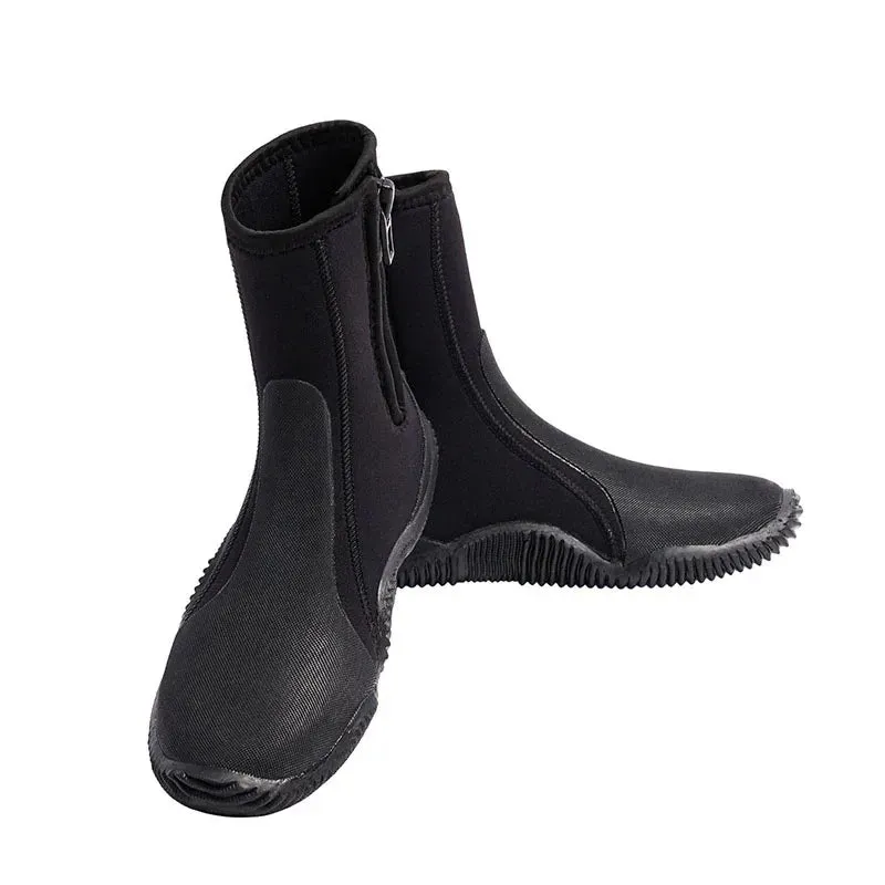 5mm & 3mm Neoprene Dive Boots – Keep Your Feet Warm and Ready for Any Water Adventure