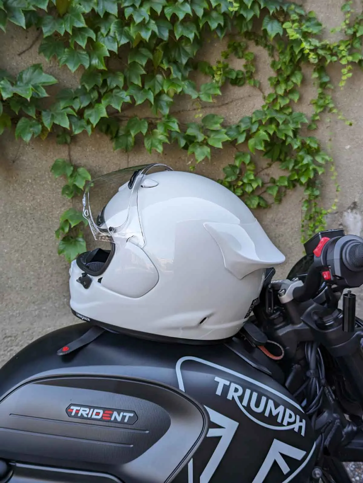 Arai Contour-X Helmet