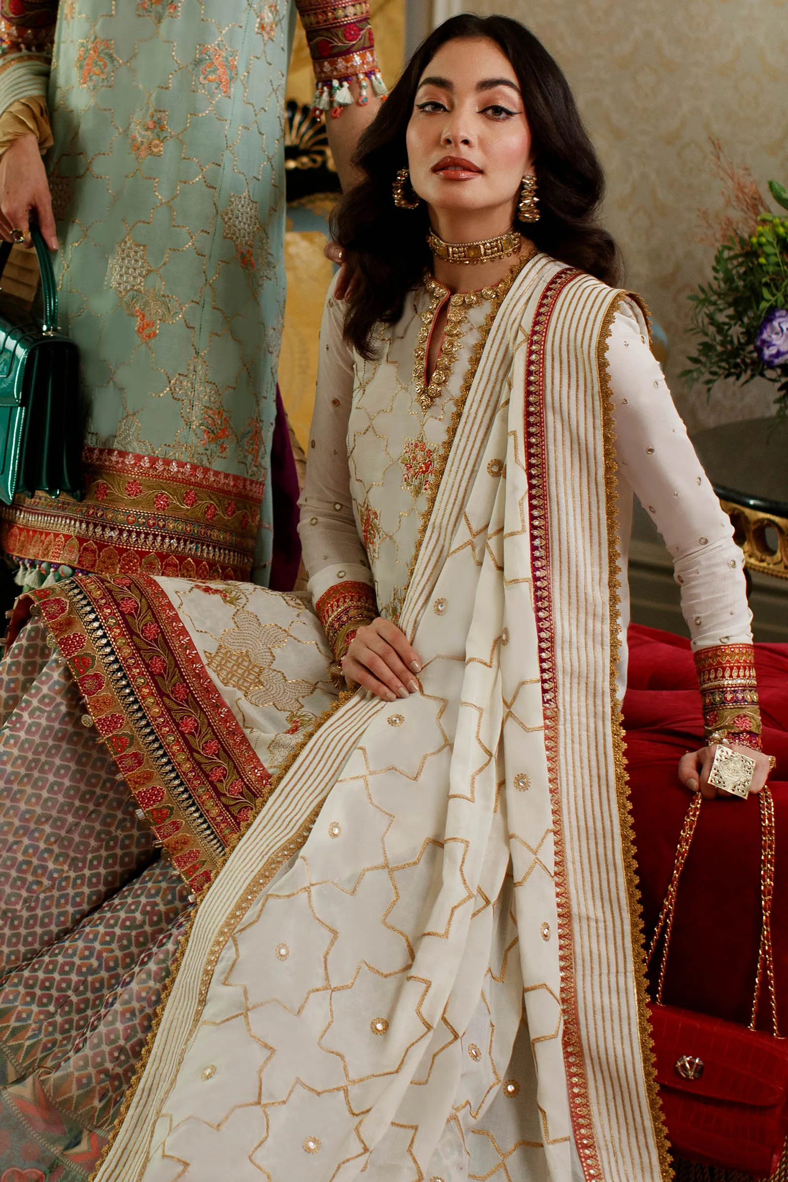 EL22-15 B (NADINE)  | Elan Lawn 2022 | Unstitched Embroidered Lawn Suit