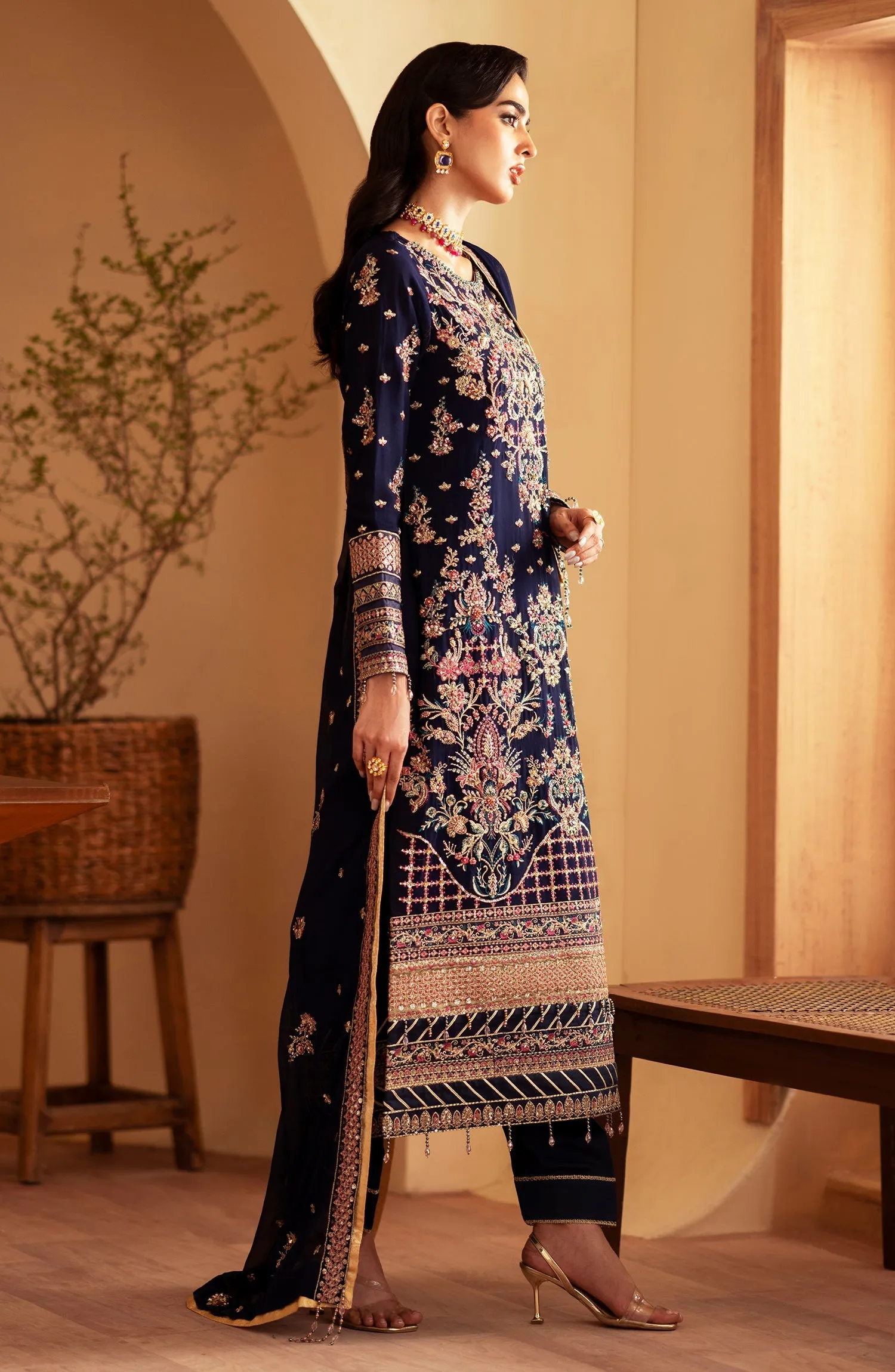 EMAAN ADEEL | Romansiyyah Luxury Formals' 24 | NAGEENA