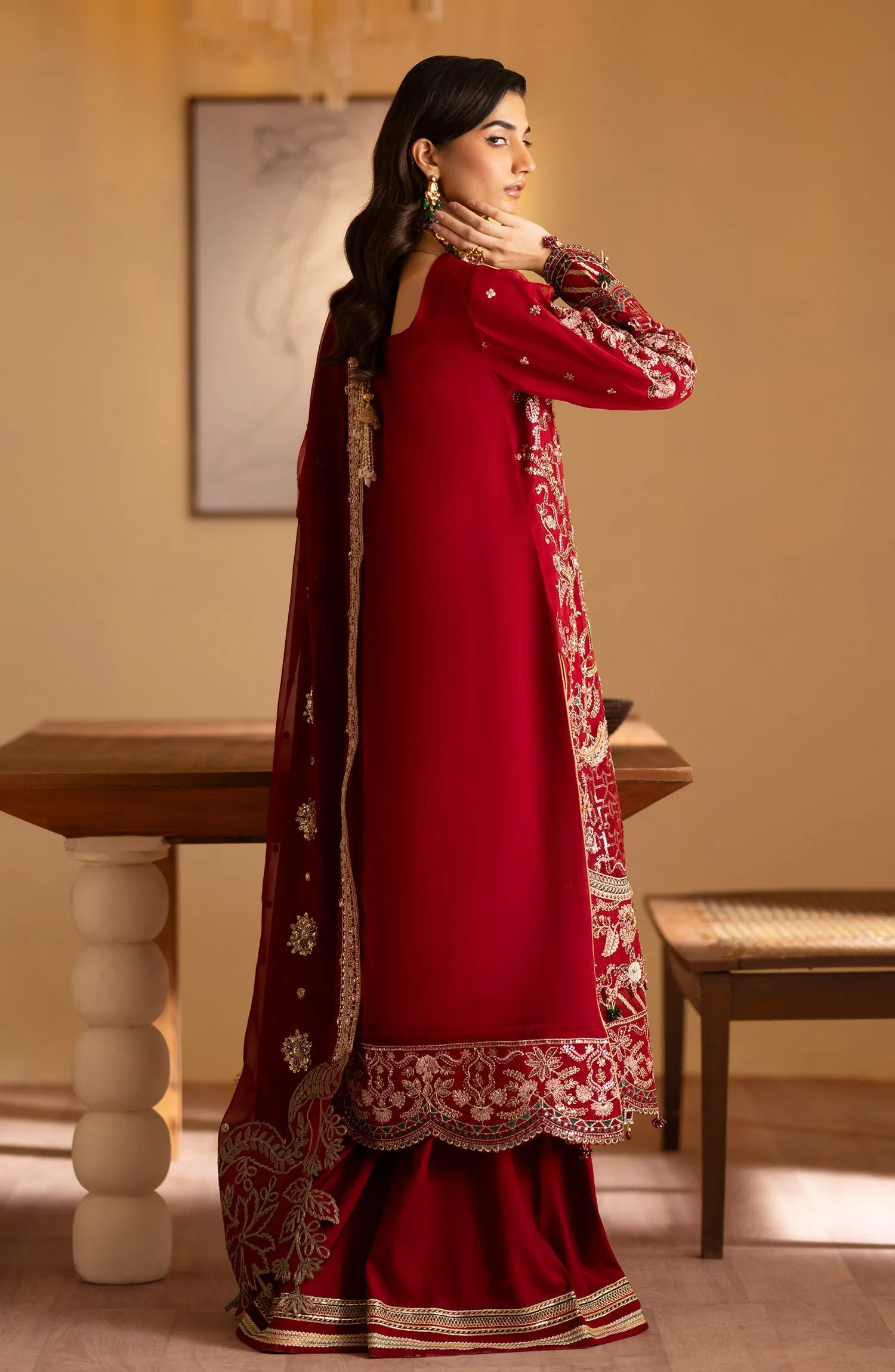 EMAAN ADEEL | Romansiyyah Luxury Formals' 24 | NASHWA