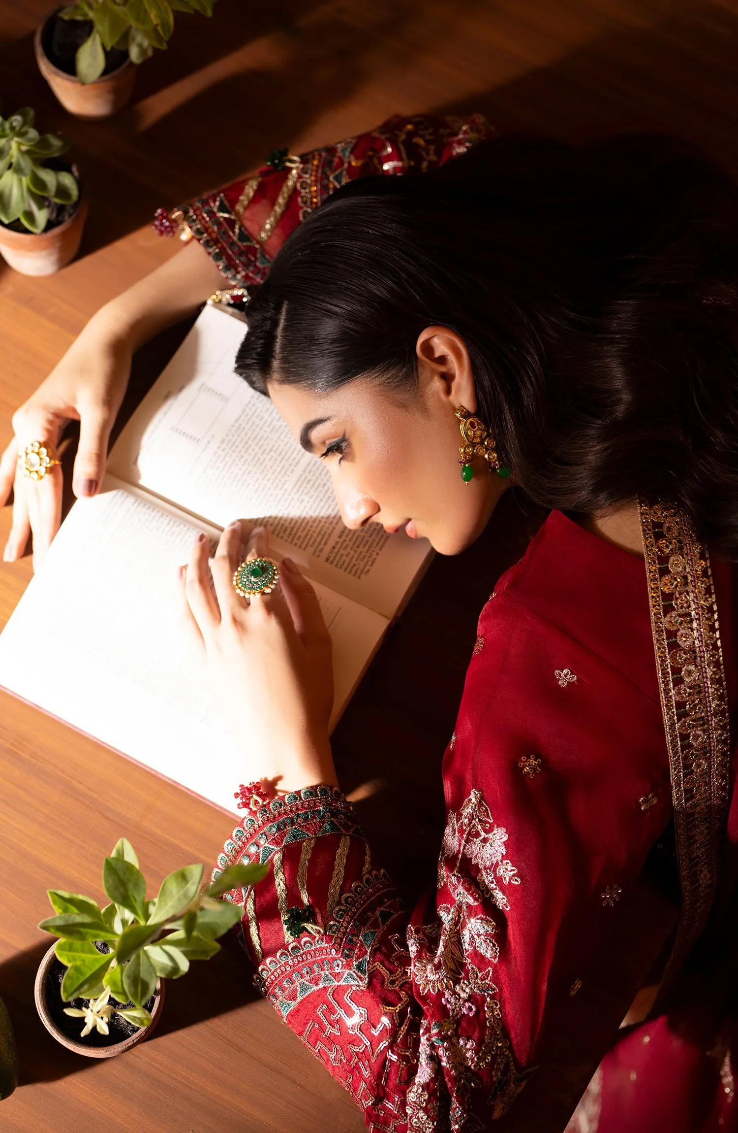 EMAAN ADEEL | Romansiyyah Luxury Formals' 24 | NASHWA