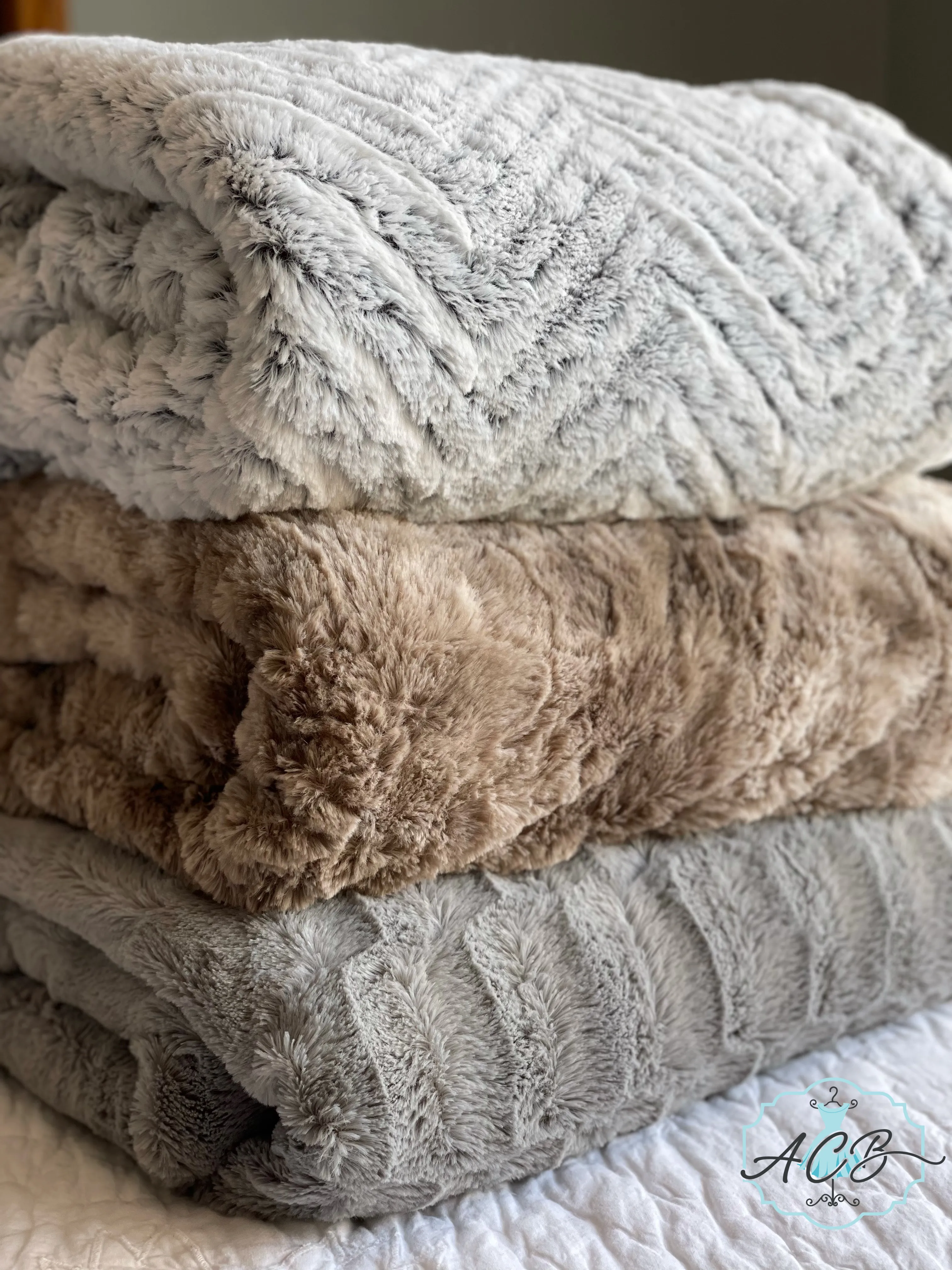 Minky Deluxe Luxury Throw
