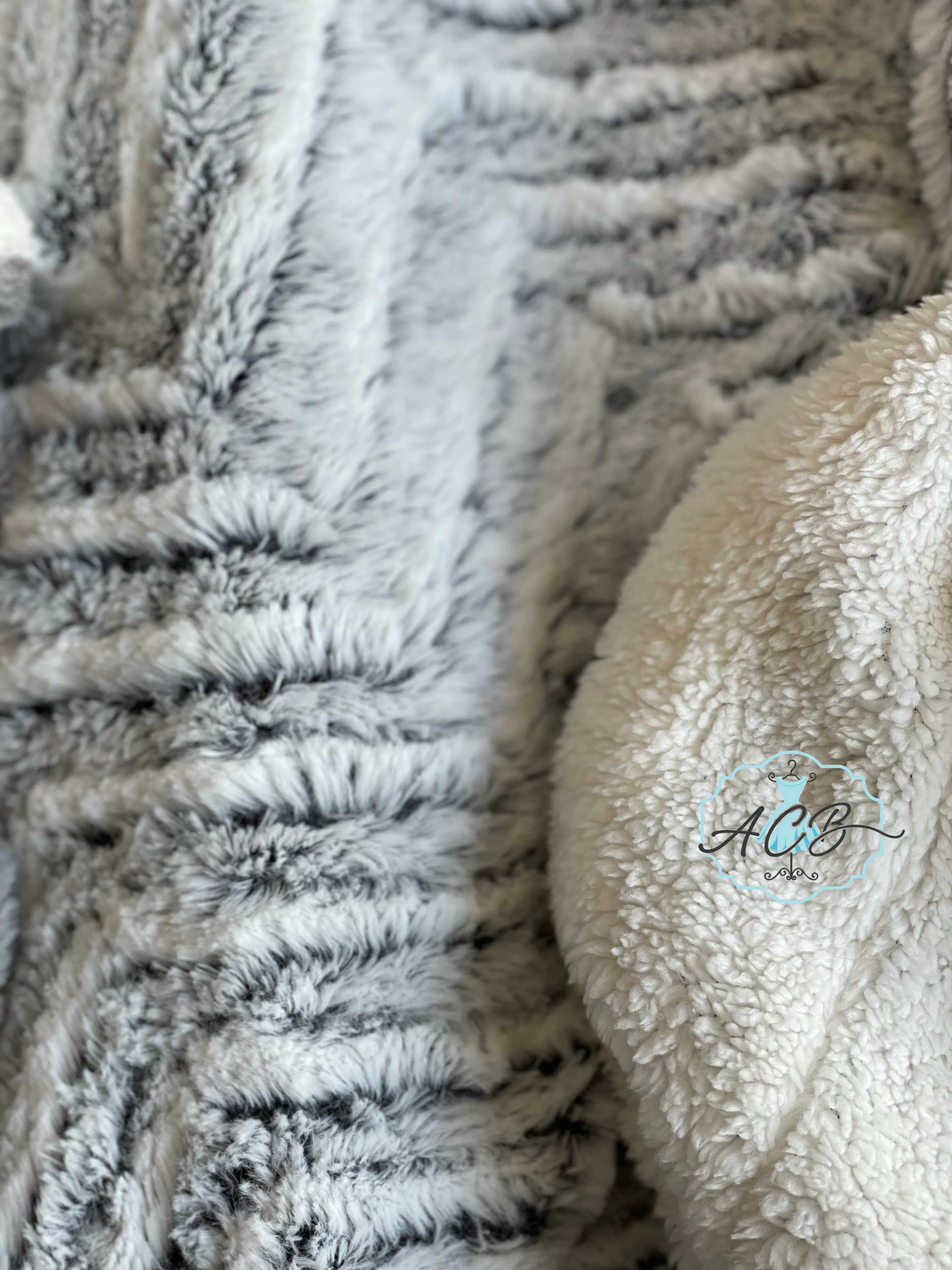 Minky Deluxe Luxury Throw