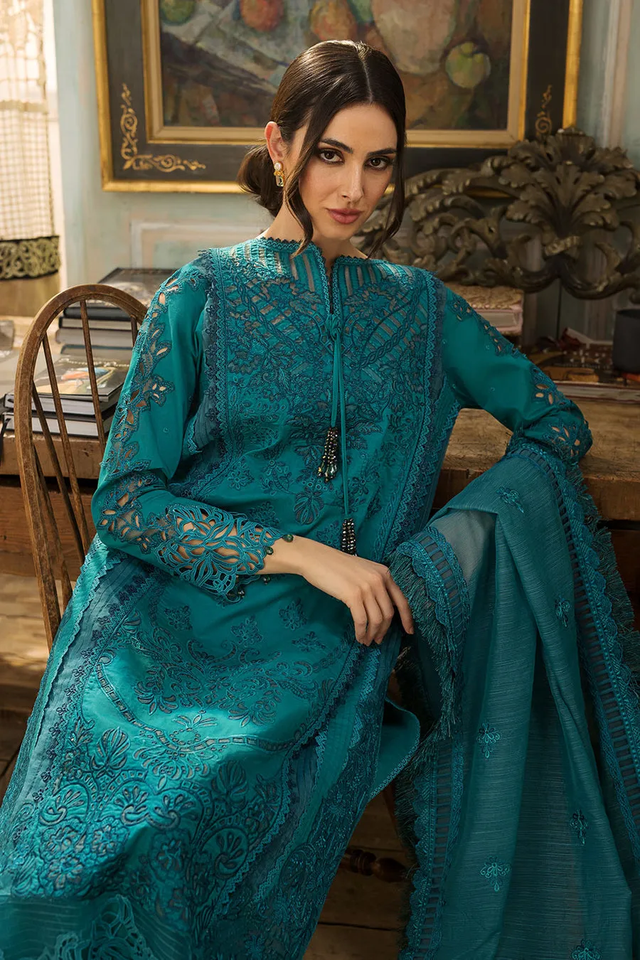 SOBIA NAZIR LUXURY LAWN 2023 | 8B