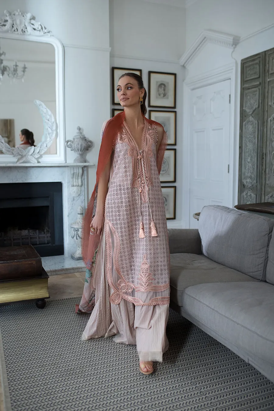 SOBIA NAZIR LUXURY LAWN 2024 | 5B