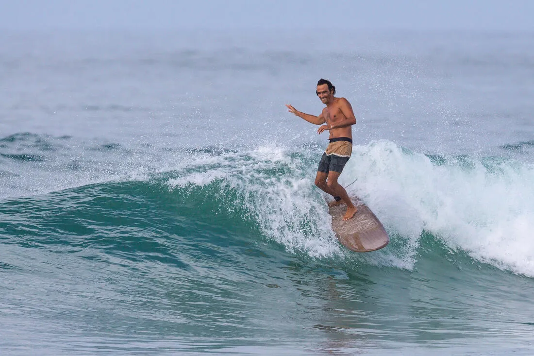 Surfing Standard Boardshorts 900 Flat Belt - VIBES